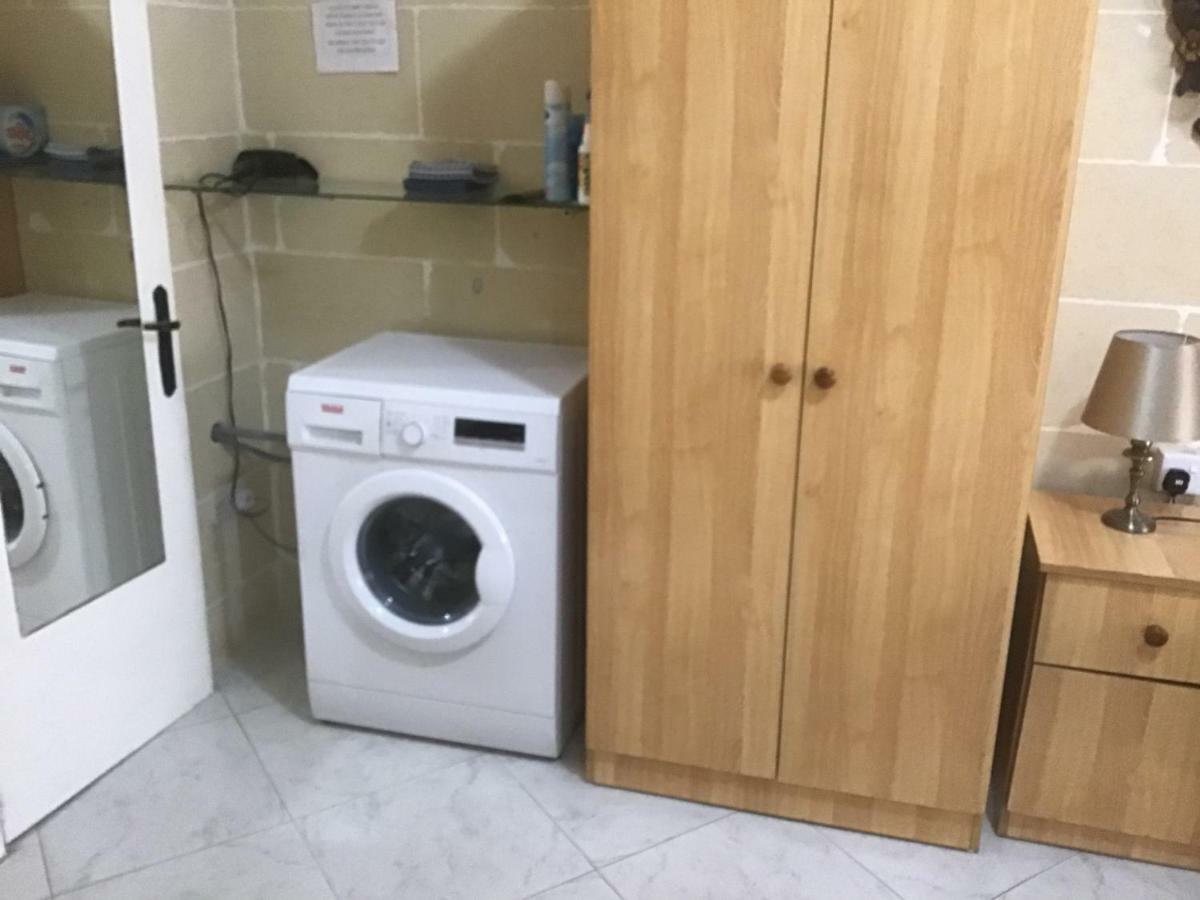 Marsalforn Studio Apartment Екстериор снимка